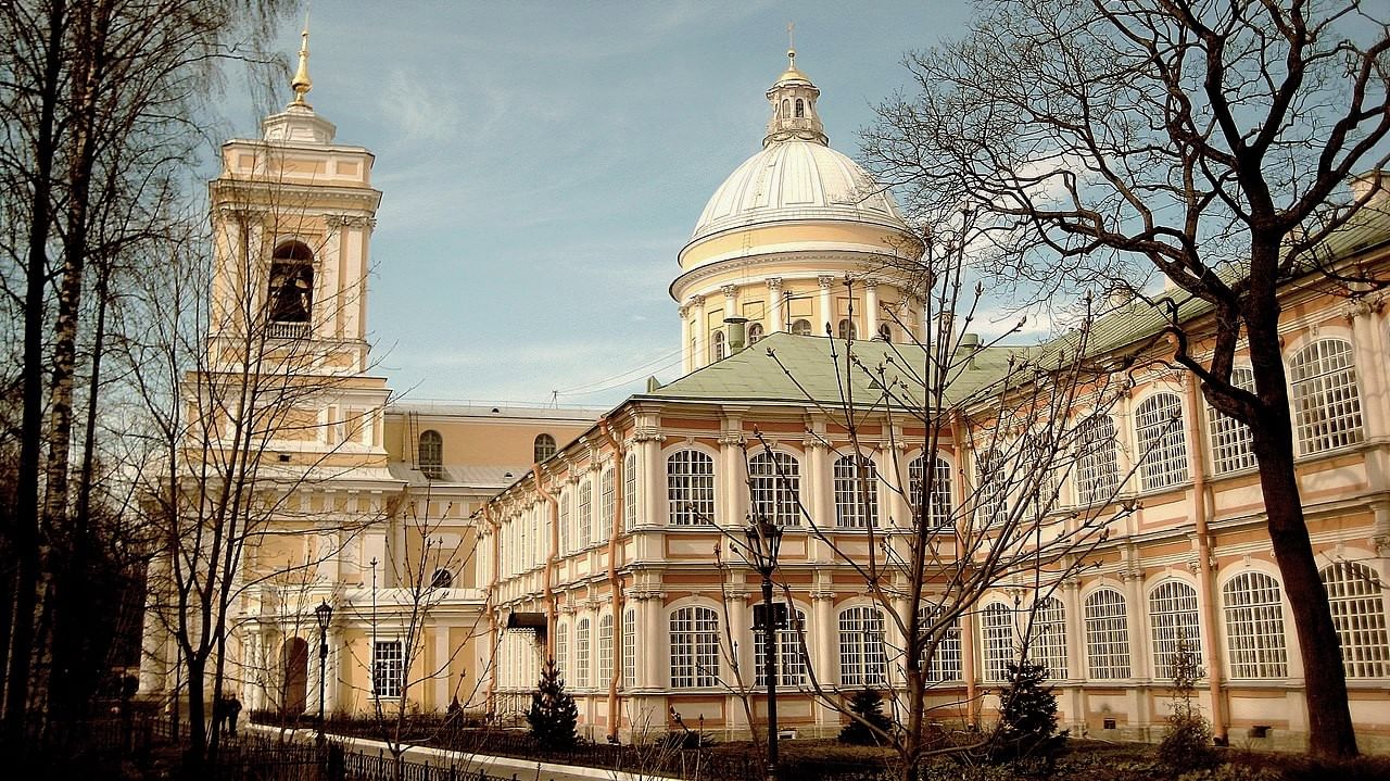 Петропавловская крепость: факты из истории, высота Петропавловского собора,  крепость в кино.